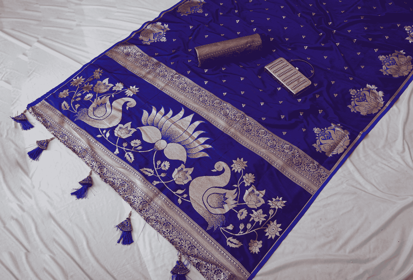RAJLAXMI SET OF 8 COLOURS